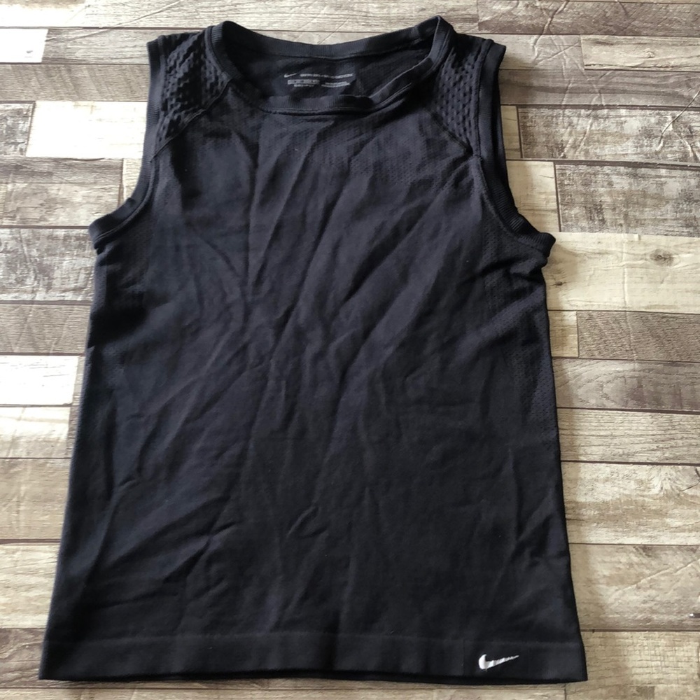 Nike Dri Fit black seamless muscle/tank top/shirt